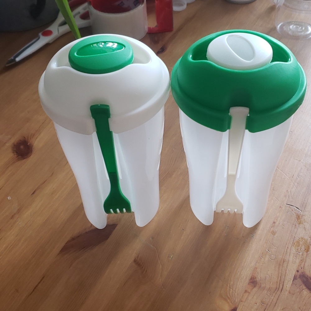 Travel food containers, set of 2!